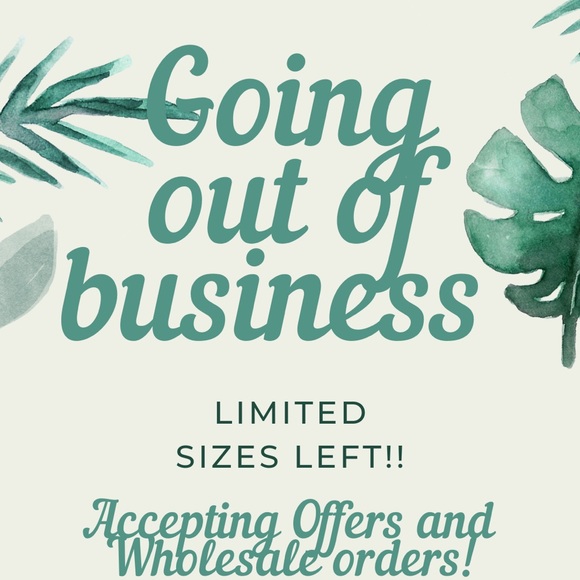 Green Leopard V- Two Tone Knit Sweater - Picture 6 of 6